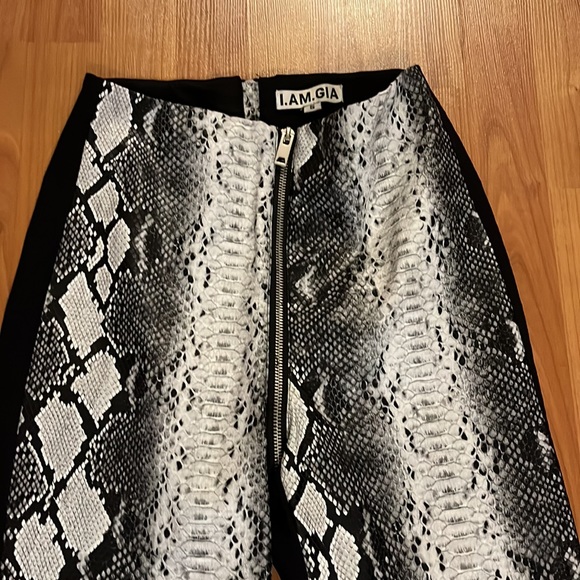 I AM GIA vegan leather pants size S - Picture 2 of 8